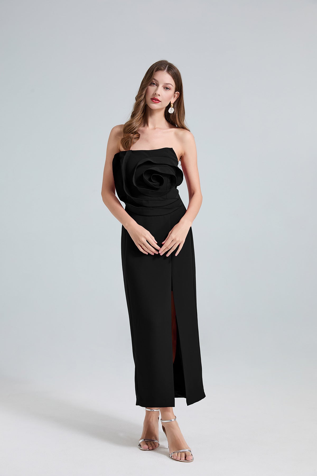 Gül Detaylı Balık Model Yırtmaçlı Abiye Elbise