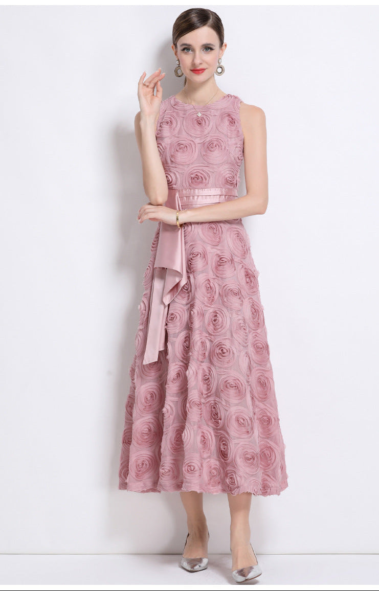 3D Çiçek Detaylı Zarif Kuşaklı Elbise