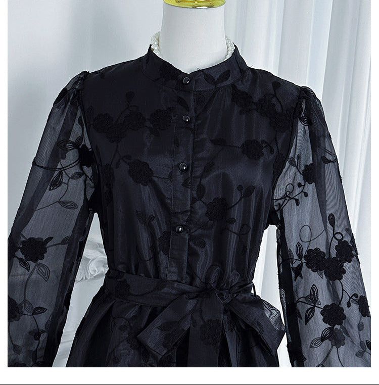 İşlemeli Kat Kat Etekli Elbise