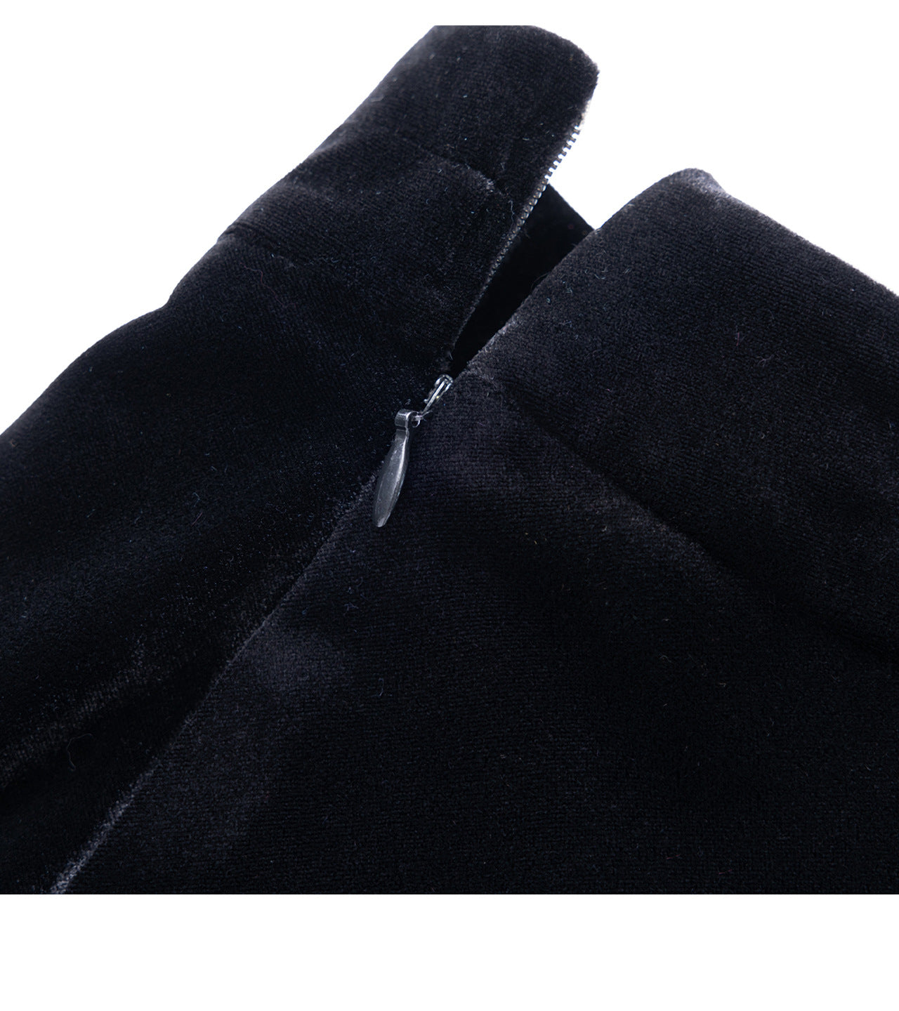 Fiyonklu Tüvit Ceket & Kadife Etek Takımı