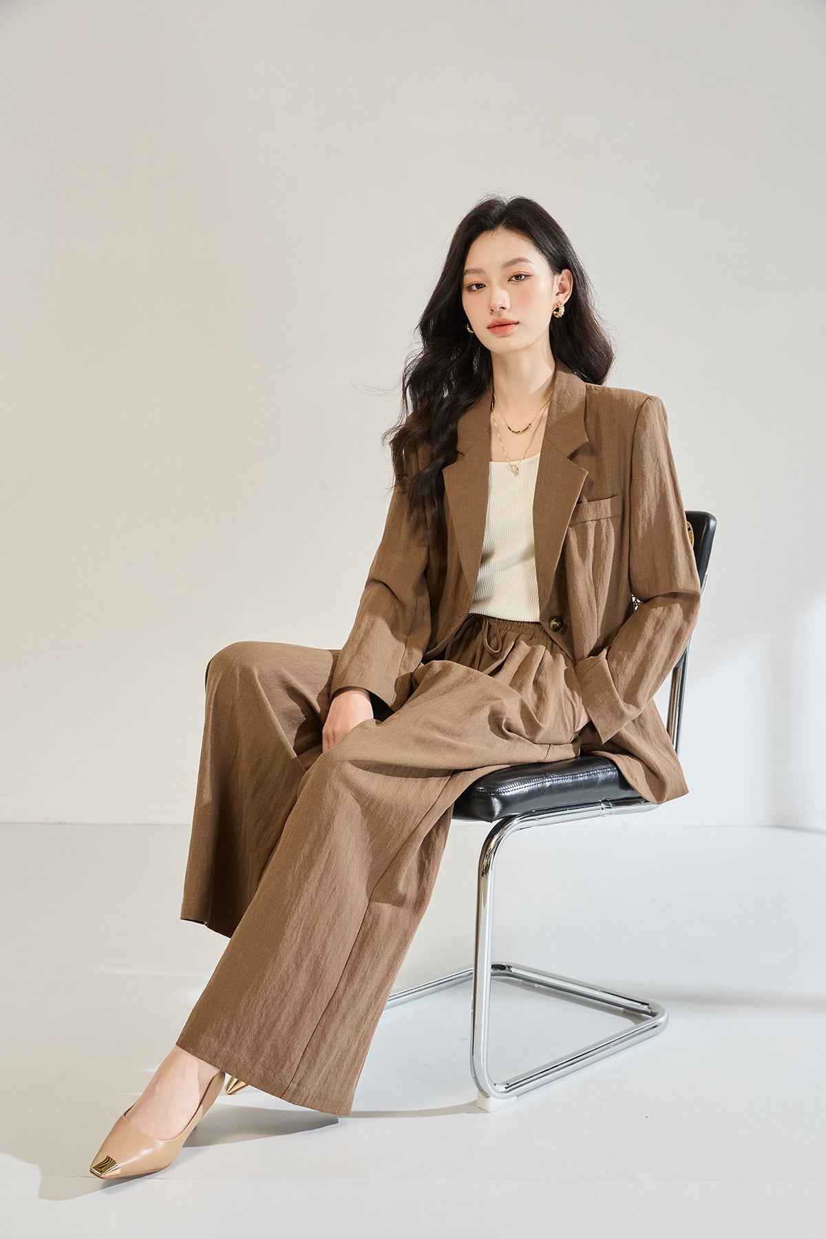 Tencel, Keten ve Rayon Karışımlı Kumaş Takım Elbise
