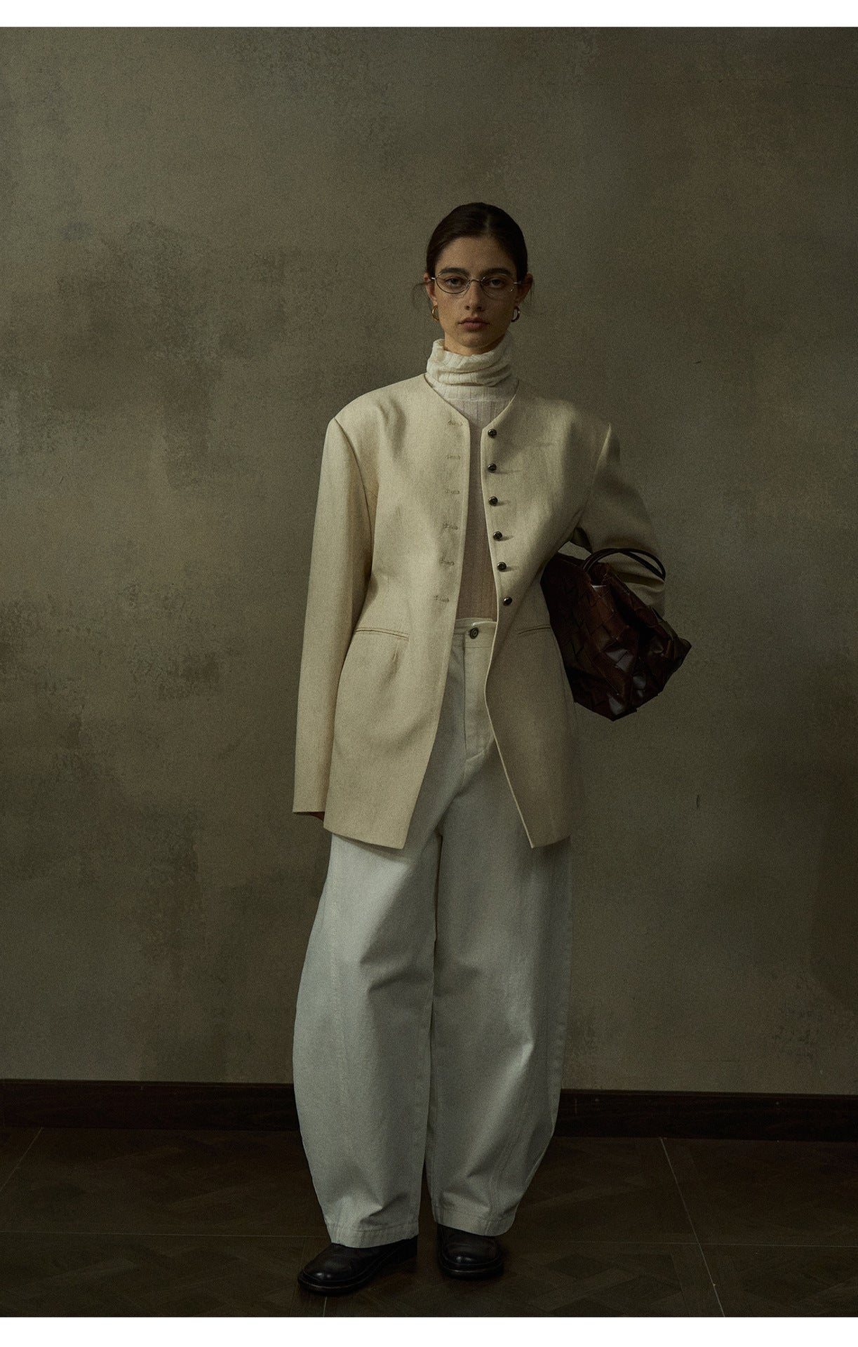 Minimalist Yakasız Bel Detaylı Blazer Ceket