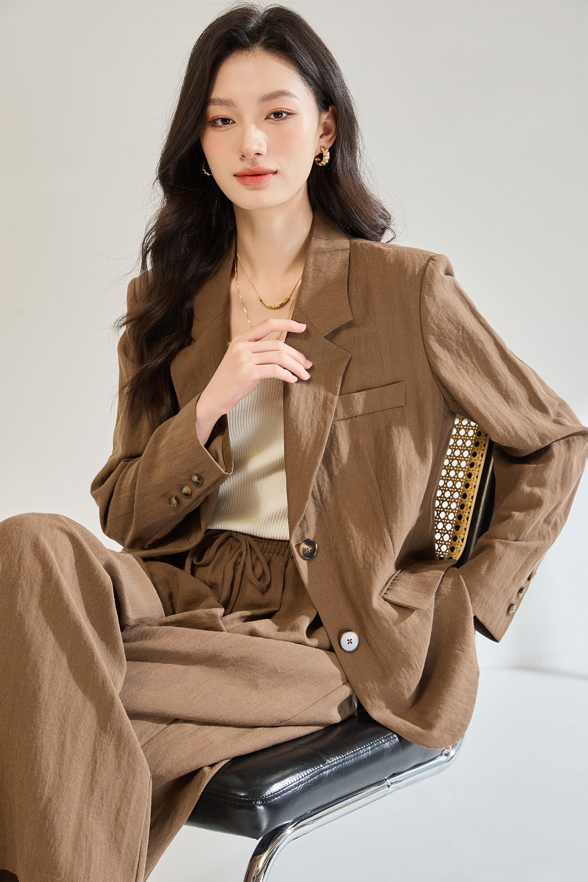 Tencel, Keten ve Rayon Karışımlı Kumaş Takım Elbise