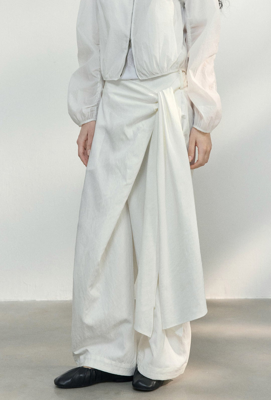 Tencel Kumaş Bağcıklı Kırışmaz Geniş Paça Rahat Pantolon