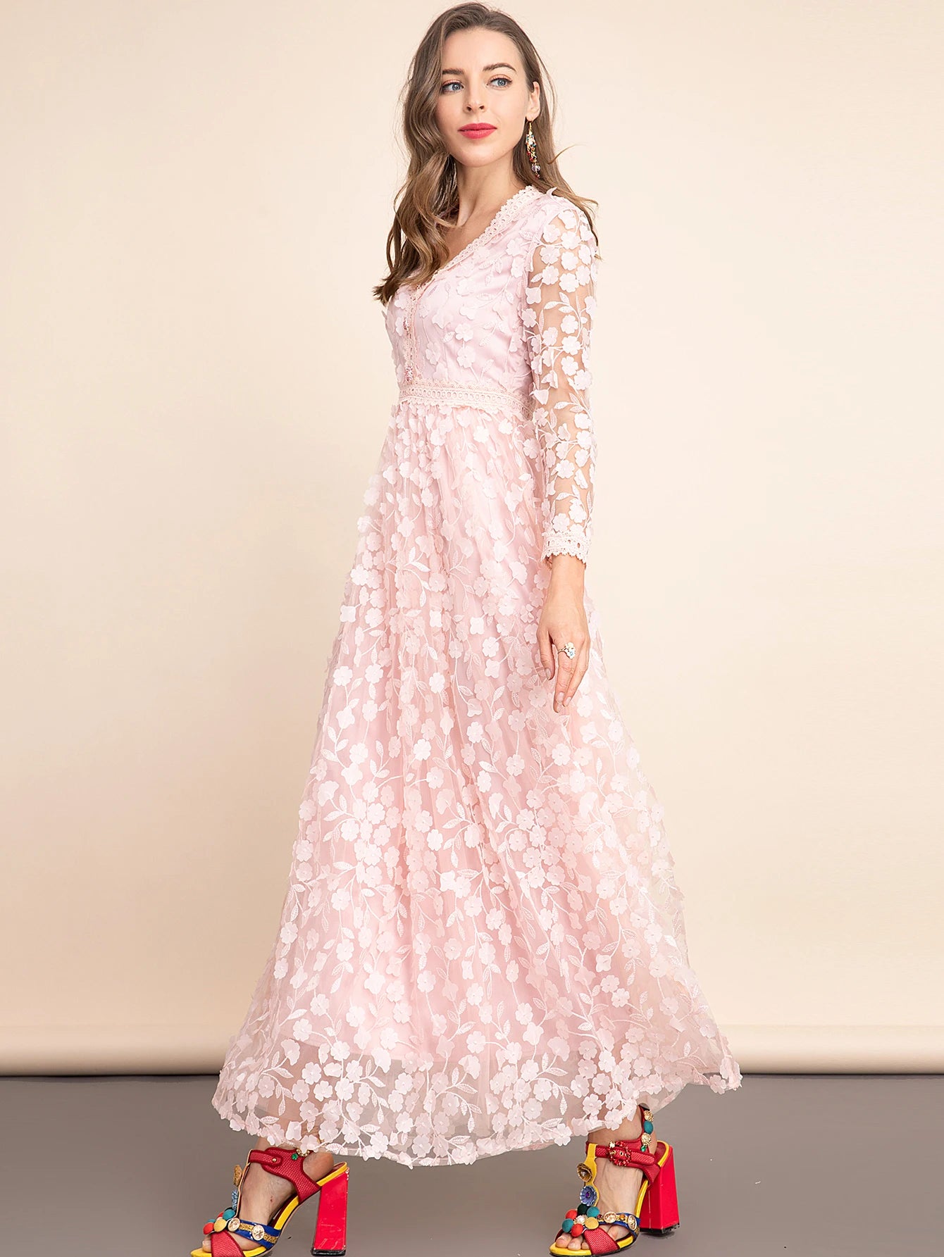 Elegant Nakışlı Pembe Tül Elbise