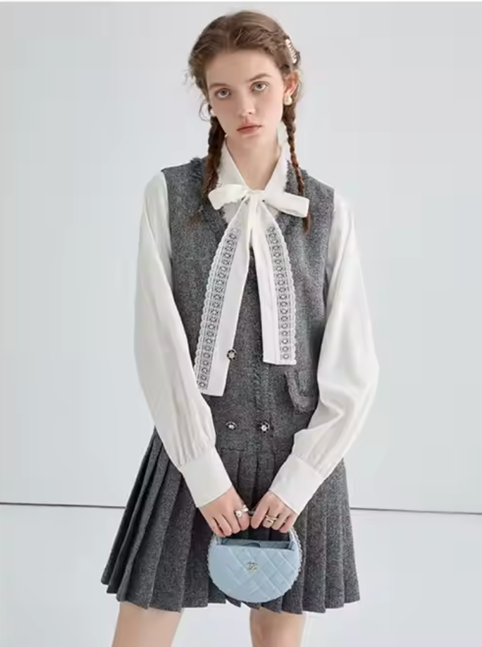Rahat Preppy V-Yaka Pileli Midi Elbise