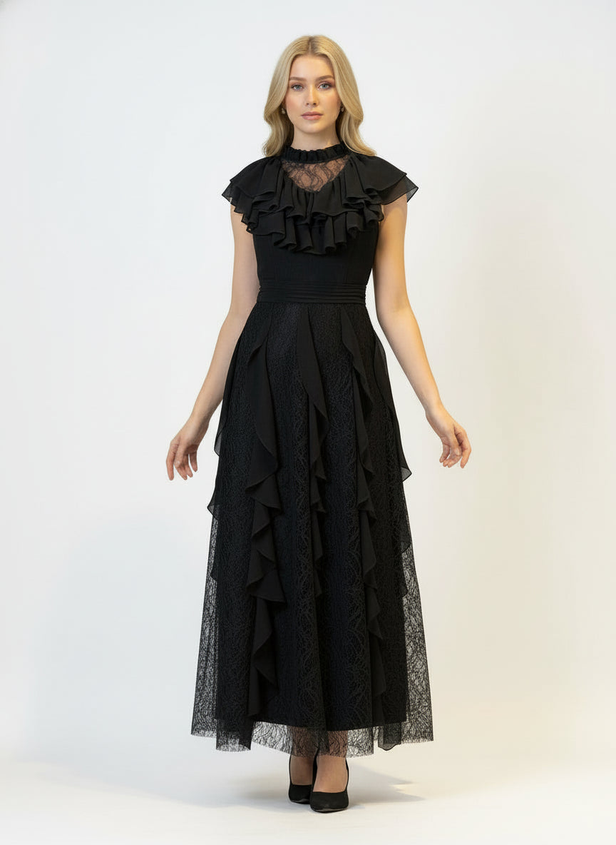 Prenses Tarzı Fırfırlı Stand Yaka Dantel Elbise