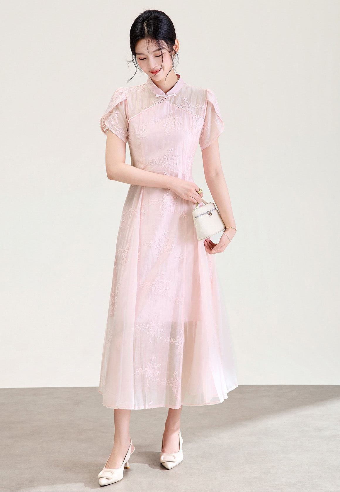 Celeste Nakışlı Tencel Midi Elbise