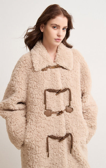 Evelisse Uzun Shearling Kaban