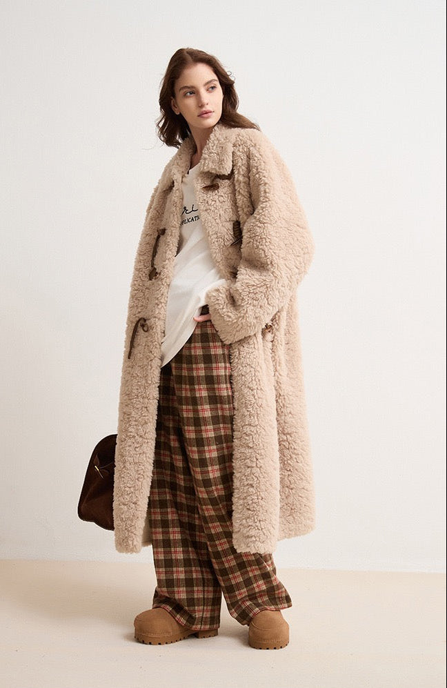 Evelisse Uzun Shearling Kaban