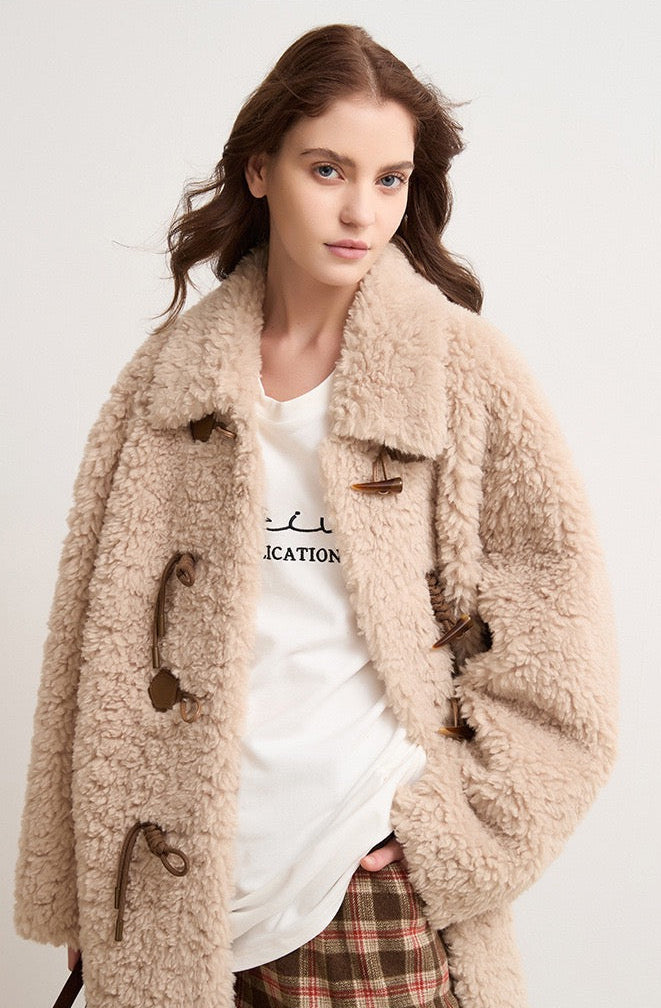 Evelisse Uzun Shearling Kaban