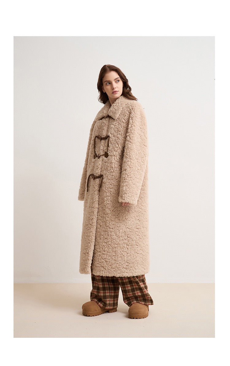 Evelisse Uzun Shearling Kaban