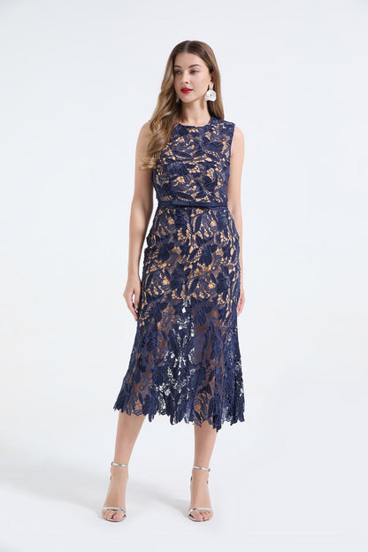 İşlemeli Balık Kesim Maxi Elbise