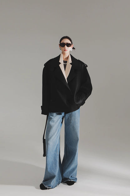 Retro İngiliz Tarzı Kısa Trençkot – Çift Düğmeli Oversize Tasarım