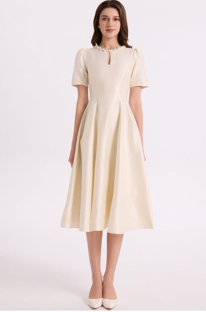 İnci Yaka Siyah Maxi Elbise