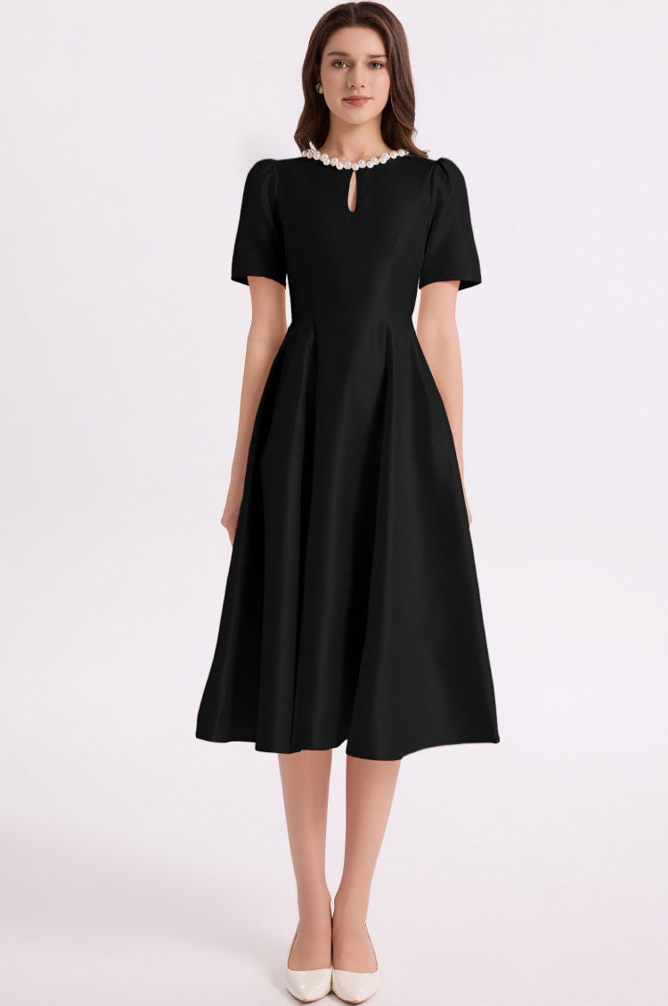 İnci Yaka Siyah Maxi Elbise