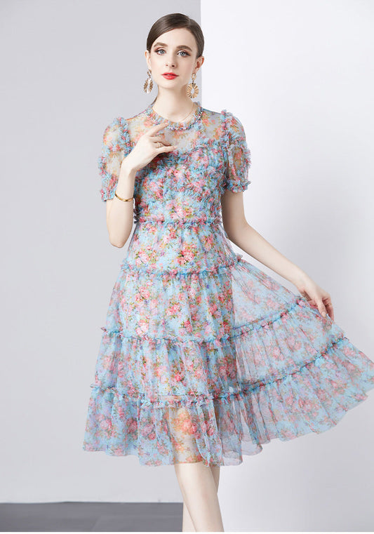 Zarif Çiçek İşlemeli Tül Elbise