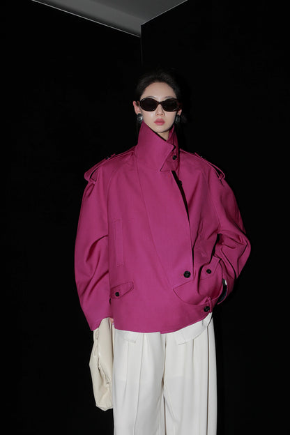 Retro İngiliz Tarzı Kısa Trençkot – Çift Düğmeli Oversize Tasarım