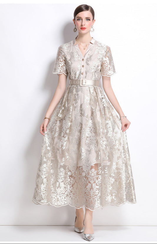 Zarif Işıltı Tül İşlemeli Abiye Elbise