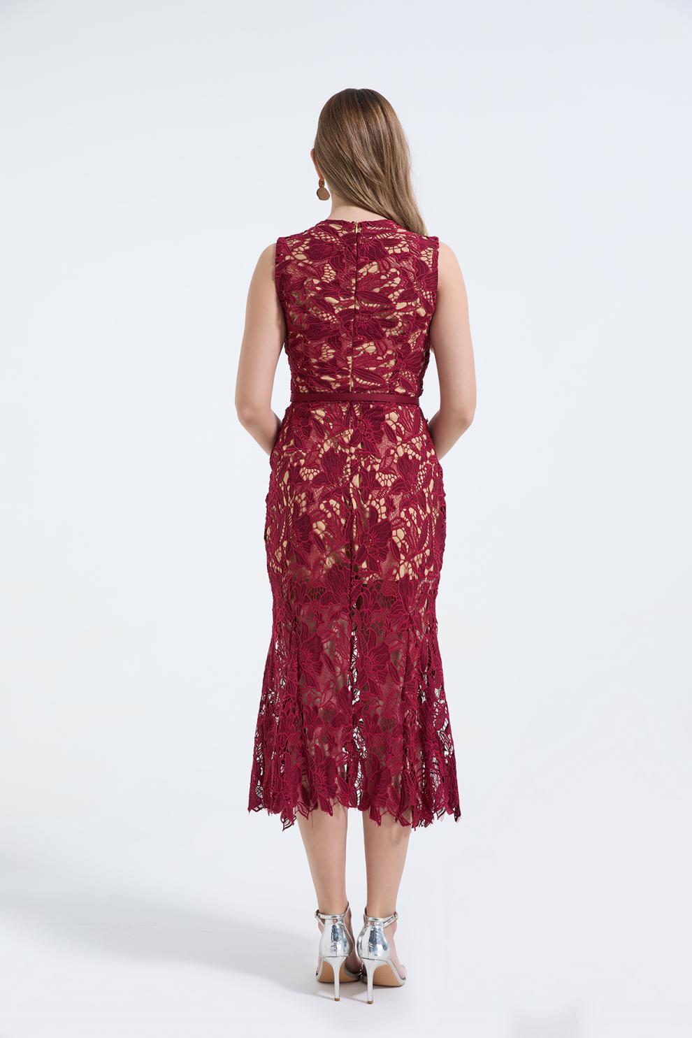 İşlemeli Balık Kesim Maxi Elbise