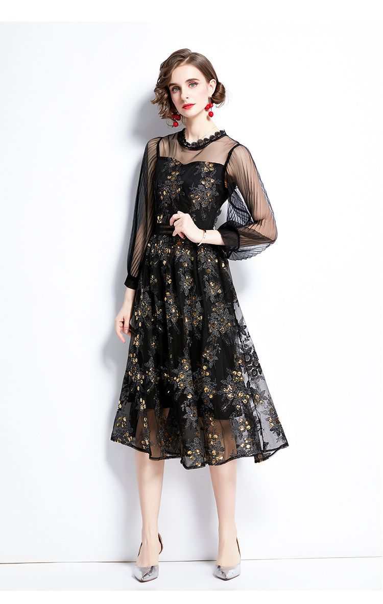 Gece Zarafeti Elbisesi