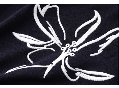 Zarif Kontrast Nakışlı %100 Merino Yün Triko Kazak