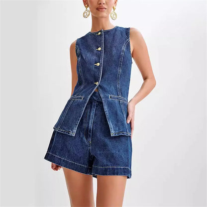 Yazlık Denim Şort Takımı – Kolsuz Düğmeli Üst & Yüksek Belli Bol Paça Şort